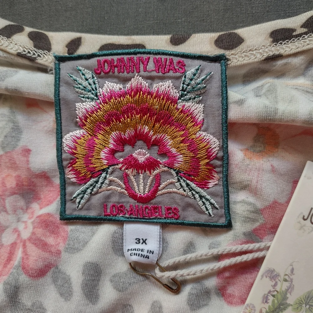 Johnny Was Women's Cheetah Puff Sleeve Top